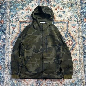Nike Camouflage Zip-up Tech Fleece Hoodie Medium